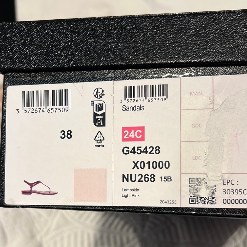 Chanel Pink blush T Sandals NWT Luxury Elegant Comfort.With blush, black silver - Picture 14 of 17